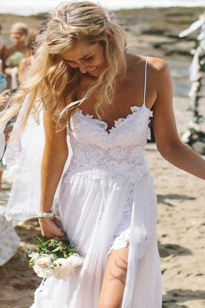 Romantic Sweetheart Chiffon Beach Wedding Dress with Lace