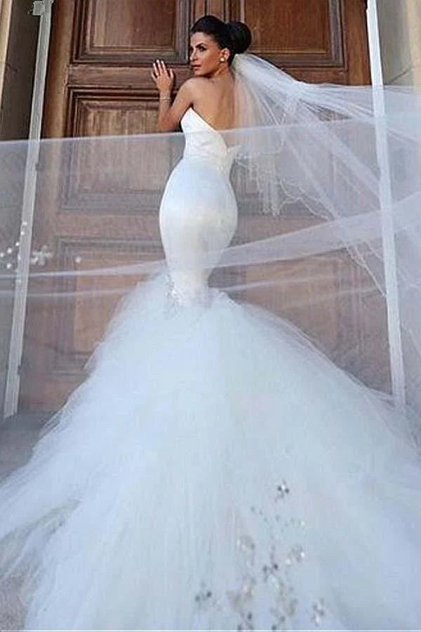 Sweetheart Neckline Memaid Wedding Dresses With Beading