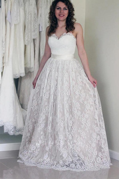 Sweetheart Sleeveless Long White Wedding Dress with Lace