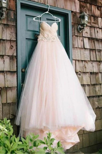 Sweetheart Strapless Flowers Beading Wedding Dress With Court Train