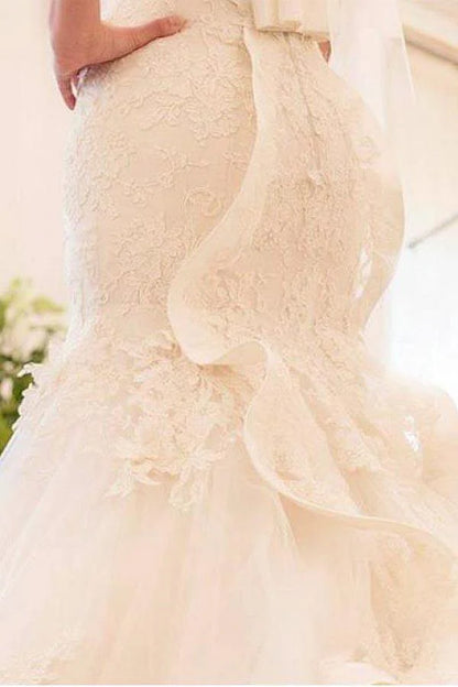 Tulle Mermaid Wedding Dress With Lace Appliques