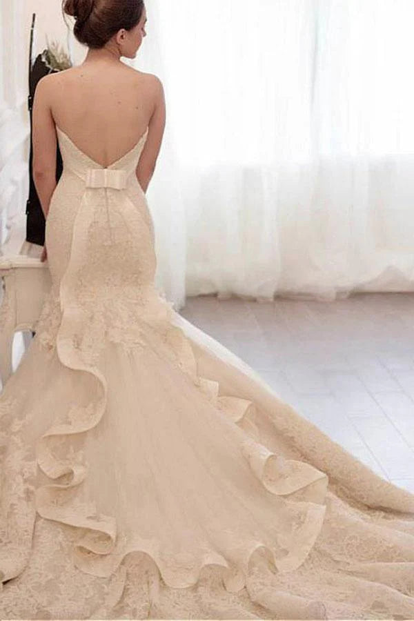 Tulle Mermaid Wedding Dress With Lace Appliques