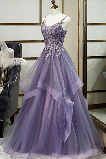 A Line Tiered Ball Gown Long Tulle Spaghetti Straps Layered Prom Dress With Lace Applique