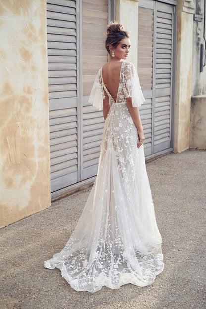 V Neck Beach Wedding Dresses with Lace Appliques