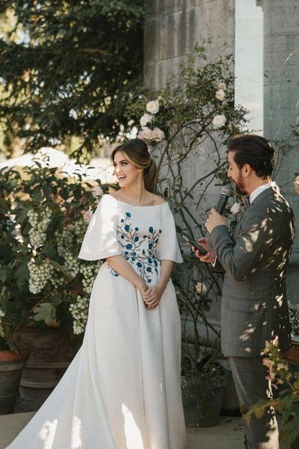 Wedding Dresses Bateau Embroidery Romantic Half Sleeve Bridal Gown