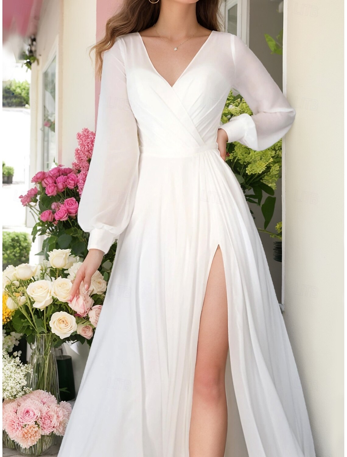 Fall November December Wedding Dresses A-Line V Neck Long Sleeve Floor Length Chiffon Simple Elegant Ruched Split Fork Simple Bridal Gowns