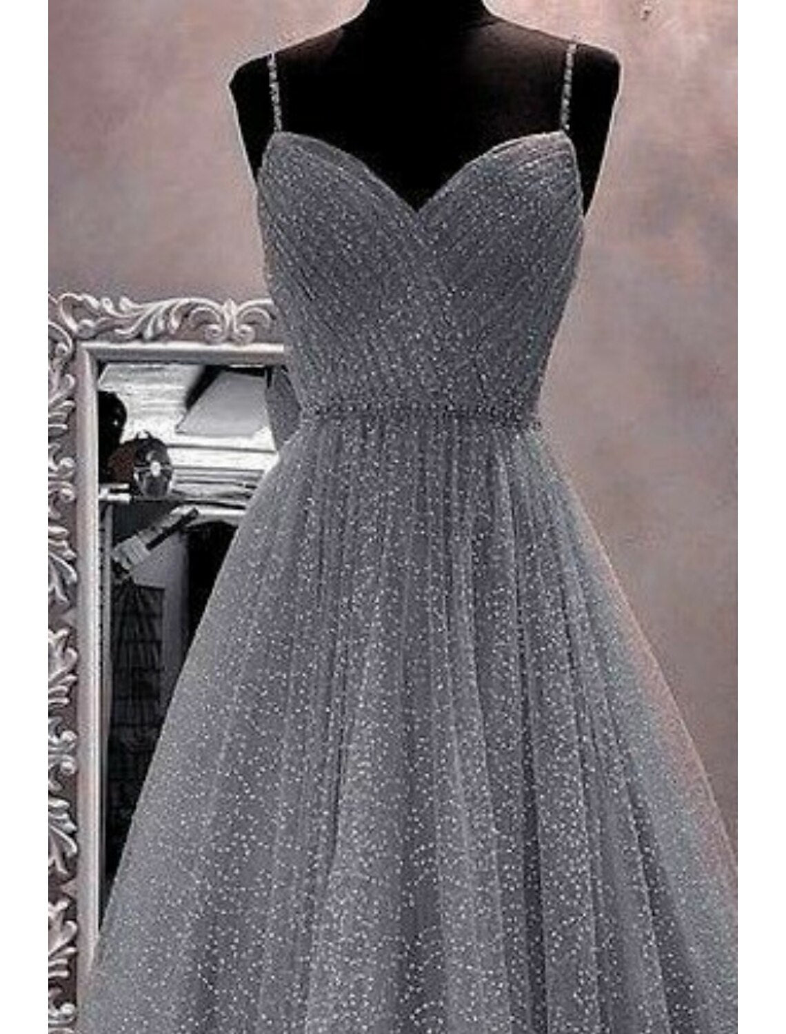 December Wedding Guest Dress A-Line Sparkle Shine Dress Floor Length Sleeveless Spaghetti Strap Tulle Glitter Crystals Prom Dresses